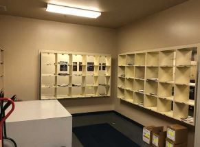 In the News Inc. Industrial Manuf. Flex Building: 8517 Sunstate St, Tampa, FL 33634